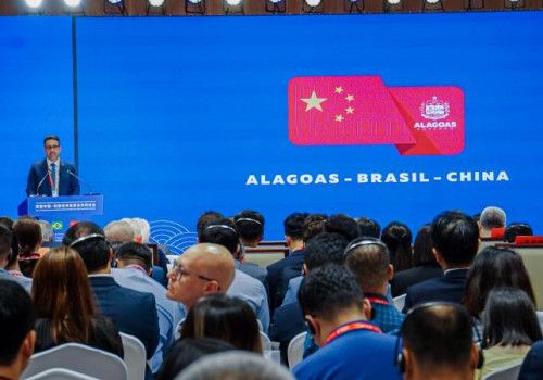 Paulo Dantas discursa para investidores e afirma que Alagoas e o Brasil estão abertos para o mundo