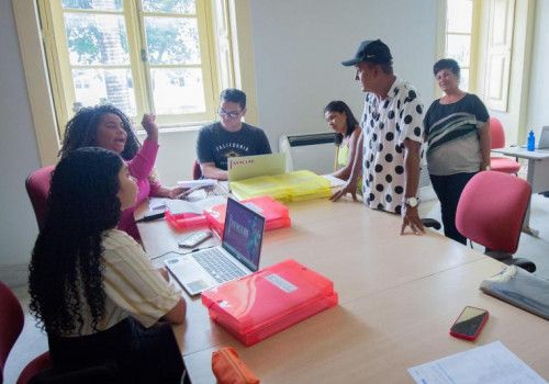 Secult e escritórios abrem no final de semana para atendimento da Lei Paulo Gustavo