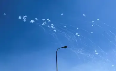 Israel volta a atacar Beirute na madrugada