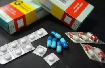 Saúde alerta para riscos da automedicação em suspeita de dengue