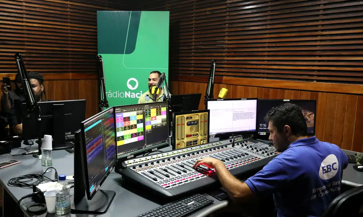 Dia do Rádio: veículo é fundamental no combate às mudanças climáticas