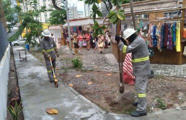 Praça Lions vai ganhar iluminação cênica com piso estrelado