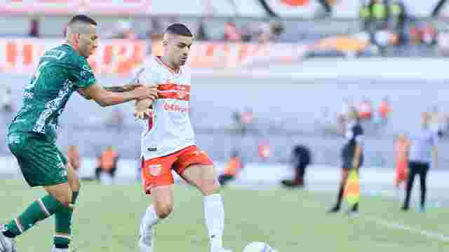 Gegê faz hat-trick, e CRB chega às semifinais com goleada sobre o Coruripe