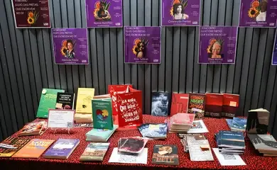 Coletivo no DF promove literatura de autoras negras