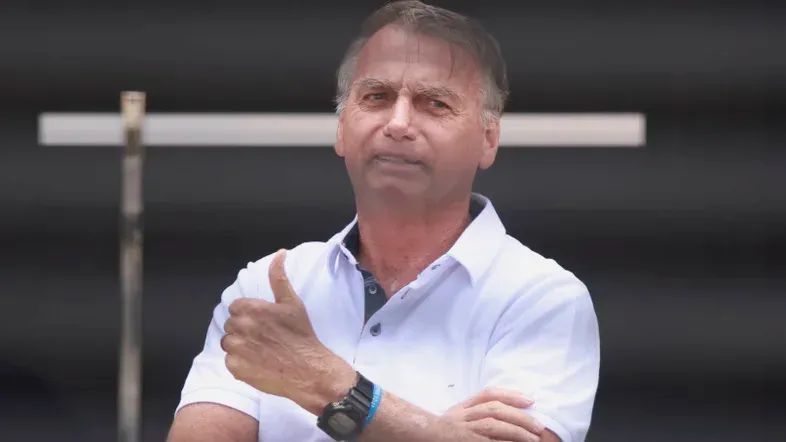Bolsonaro deve ter pena severa em julgamento, avaliam especialistas