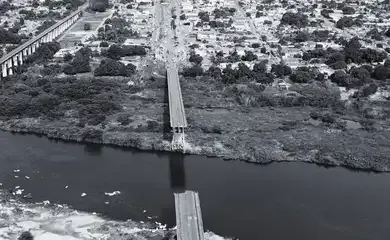 Mergulhadores retomam buscas na ponte entre Maranhão e Tocantins