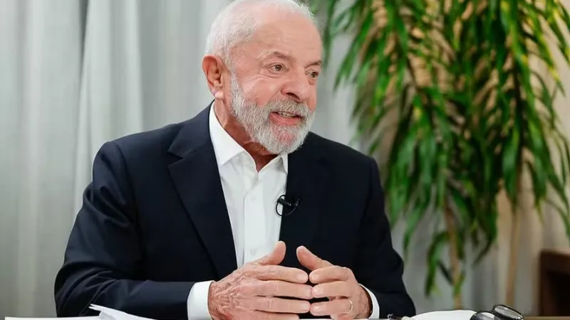 Datafolha: Se 2º turno fosse hoje, Lula estaria15 pontos à frente de Flávio Bolsonaro e 5 de Tarcísio