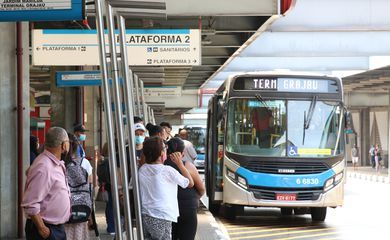 Idoso: prazo para complementar documentação no transporte termina hoje
