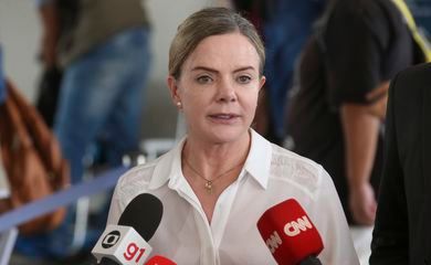 Falta consenso no conselho político sobre prazo da PEC da Transição