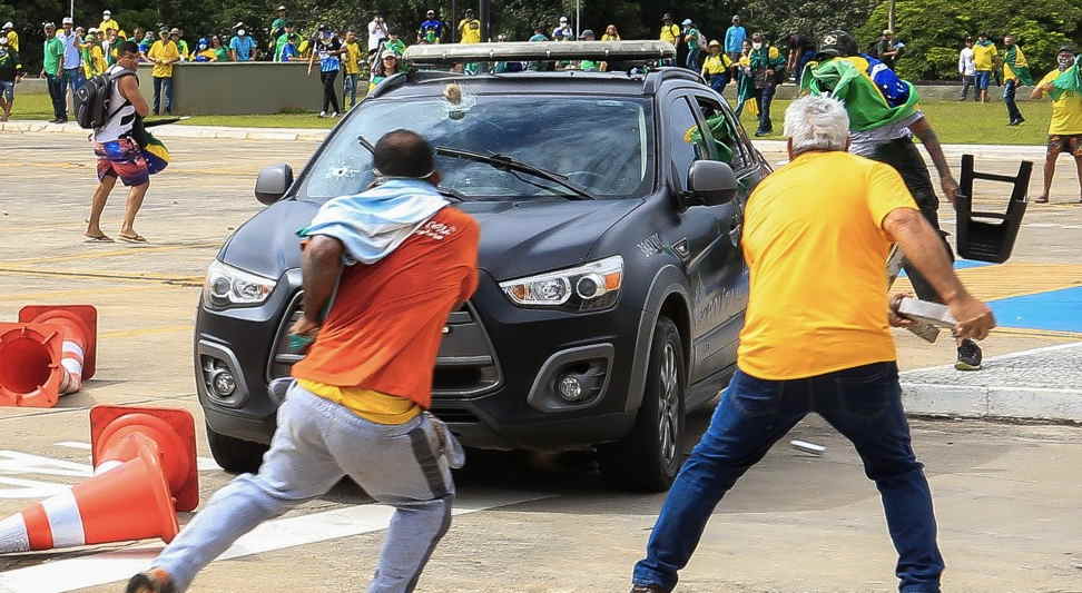 Atos golpistas: PF libera 599 por ‘questões humanitárias’ e mantém 527 presos