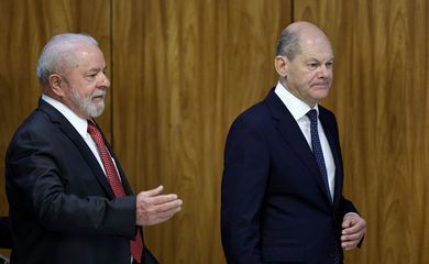 Lula propõe grupo para mediar paz entre Rússia e Ucrânia