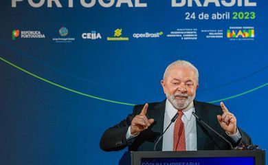 Lula é recebido na Assembleia da República e encerra visita a Portugal