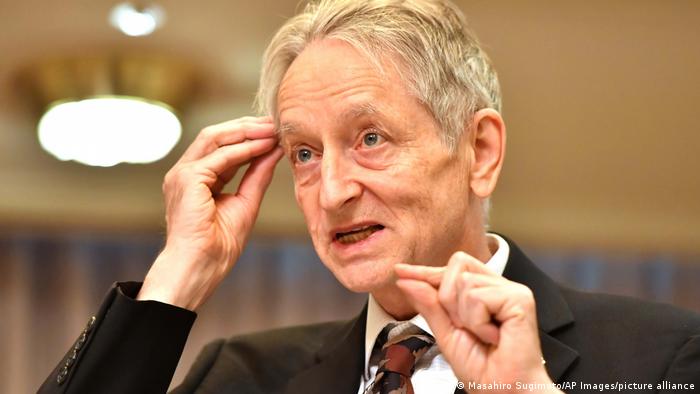 Pioneiro da IA deixa Google e alerta para riscos à humanidade