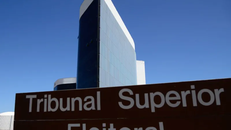 TSE marca julgamento de registros dos candidatos à Presidência