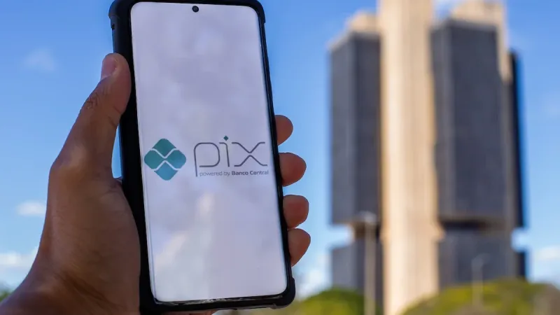 Pix chega aos 5 anos e já é o meio de pagamento preferido do Brasil