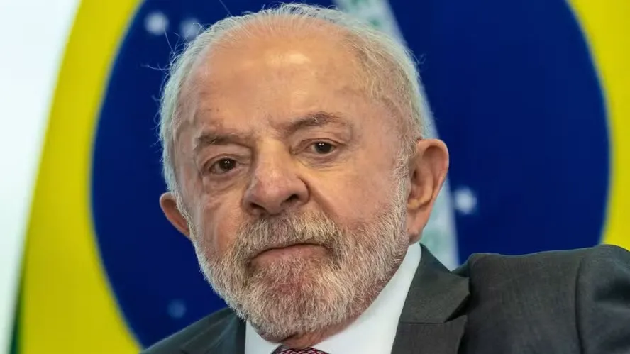 A nove dias da eleição, Lula anuncia fim das bets no Brasil