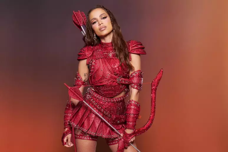Anitta oferece aluguel de cobertura de luxo pelo Airbnb no Carnaval do Rio por R$ 675