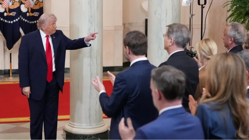 Trump diz que Irã deve fazer um acordo ‘antes que seja tarde demais’