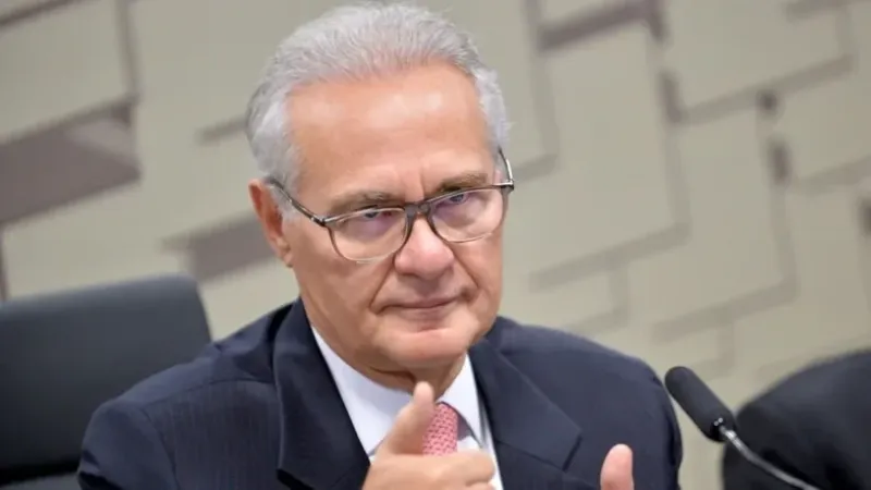 Centrão chantageou ministro do TCU para acabar com liquidação do Master, diz Renan