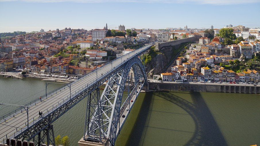 Portugal prepara ofensiva para expulsar mais de 4 mil imigrantes