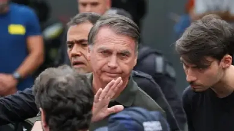 Moraes autoriza Bolsonaro a receber comida especial na prisão