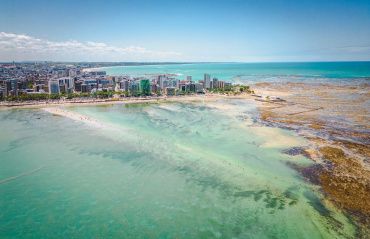 Maceió foi o destino mais vendido do Nordeste e o terceiro no saldo geral do País, diz plataforma hoteleira