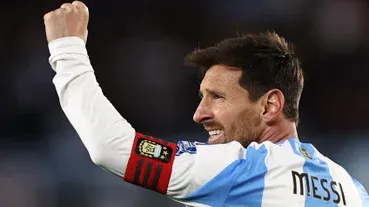 Messi se despede da Argentina com choro, festa, e gols em triunfo sobre a Venezuela