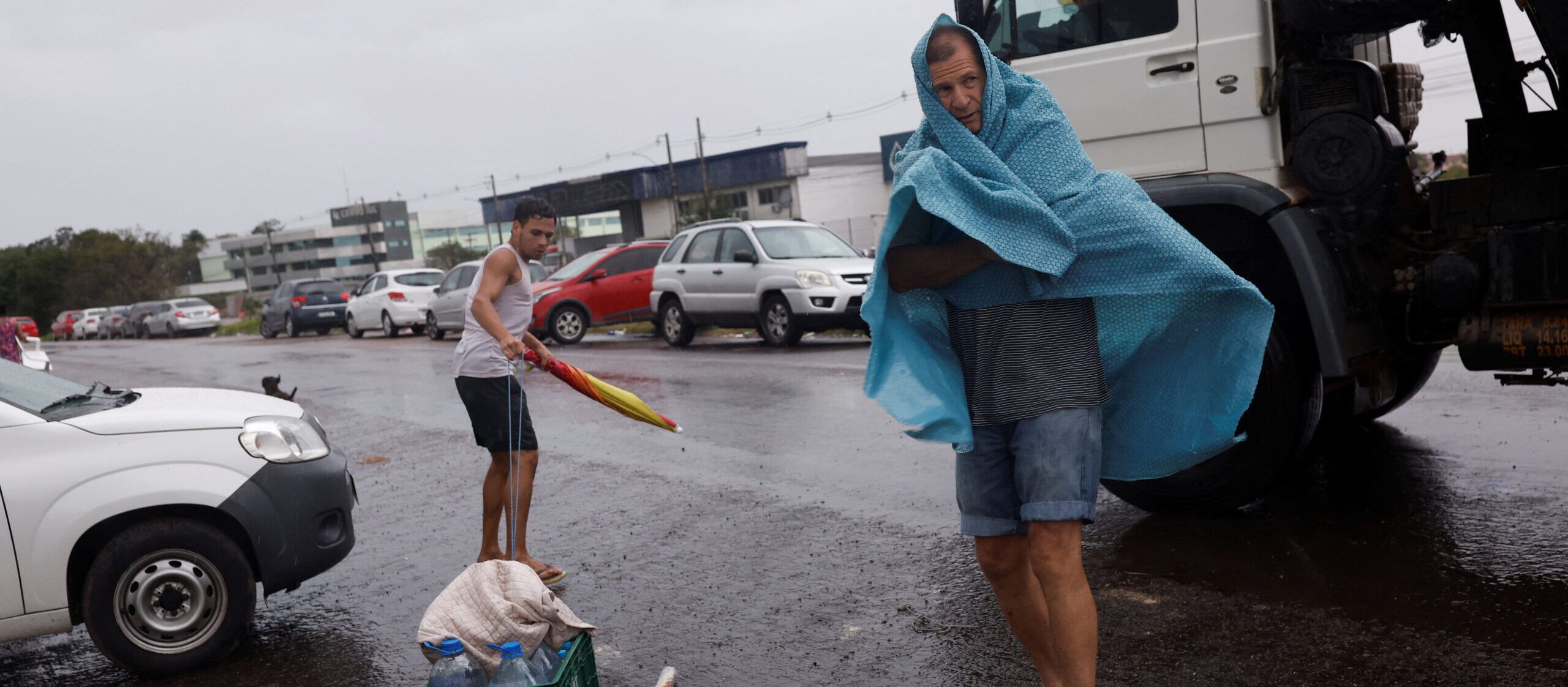 Defesa Civil alerta para volumes altos de chuva no RS