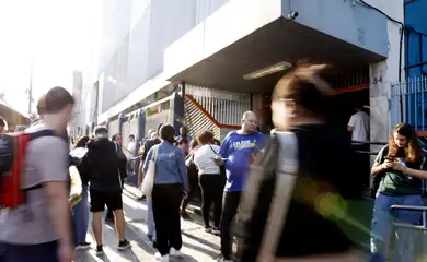 À espera do gabarito, candidatos e professores avaliam provas do CNU