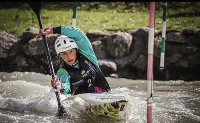 Ana Sátila perde vaga para a final e acaba em oitavo no caiaque cross