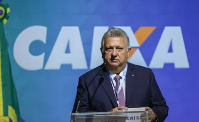 Vieira assume Caixa com promessa de induzir crescimento econômico