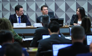 Relatora quer acareação entre Torres e ex-chefe da PF na Bahia