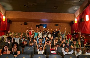 Mês das Crianças é celebrado com a ida da garotada para o cinema e o circo