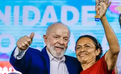 Lula anuncia R$ 194 milhões para construção de 1,3 mil casas no Piauí