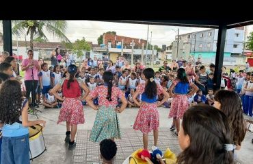 Circuito da Cultura Alagoana destaca talentos musicais na Escola Municipal Maria de Fátima Lira