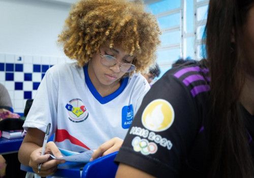342 mil estudantes fazem as provas da Olimpíada Brasileira de Matemática das Escolas Públicas em AL