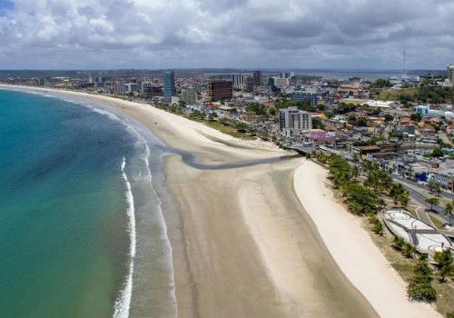 Período de chuvas exige precaução ao frequentar praias, alerta o IMA