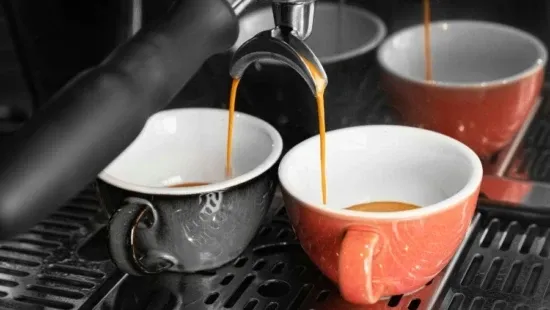 Café, carne e azeite vão parar de subir? O que esperar para os preços dos alimentos