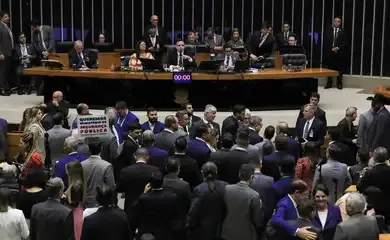 Presidente Lula sanciona LDO de 2024 com vetos e meta fiscal zero