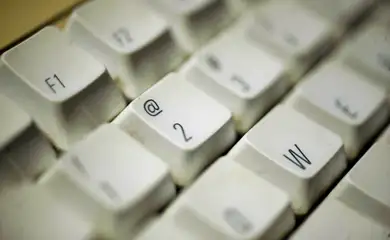 Especialistas debatem riscos de ataques cibernéticos no país