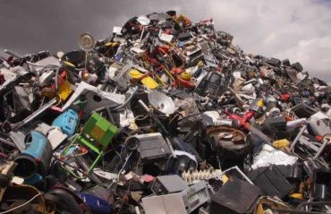 Lixo eletrônico: cooperativas de recicláveis são opções para descarte correto