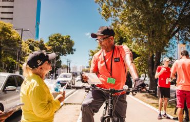 Ação do DMTT orienta sobre uso correto de ciclovias