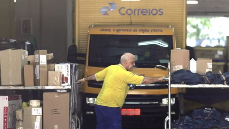 Reestruturação dos Correios terá fechamento de unidades e plano de demissões voluntárias