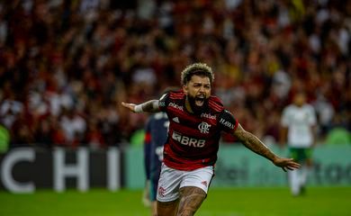 Flamengo vence a primeira sob o comando de Dorival Júnior