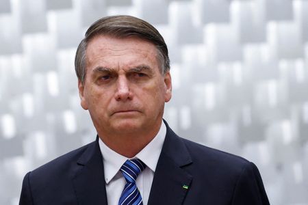 PL reforça equipe jurídica de Bolsonaro após invasões a Três Poderes