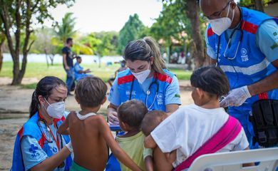 Comitiva chega a Roraima para ouvir lideranças Yanomami