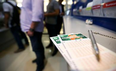 Mega-Sena sorteia hoje prêmio acumulado em R$ 53 milhões