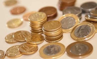 Previsão de inflação do mercado financeiro cai para 5,71%