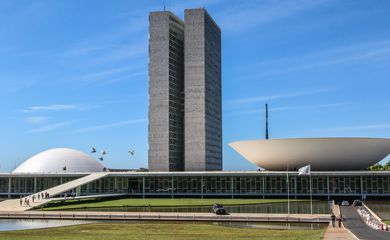 Reforma tributária e indicação de Zanin movimentam semana no Congresso
