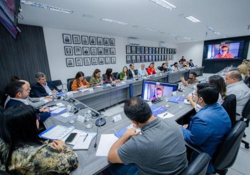 Paulo Dantas reúne secretariado e firma parceria com Fiea, Ufal e Sebrae para ampliar ações em Alagoas 
